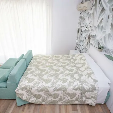 Splendide Design Frontiere Monaco ボーソレイユ